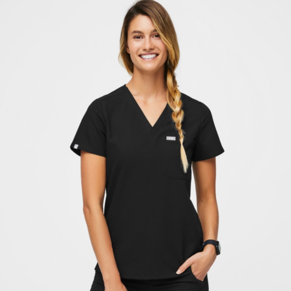 FIGS Catarina Core scrub Black one pocket scrub top size xs